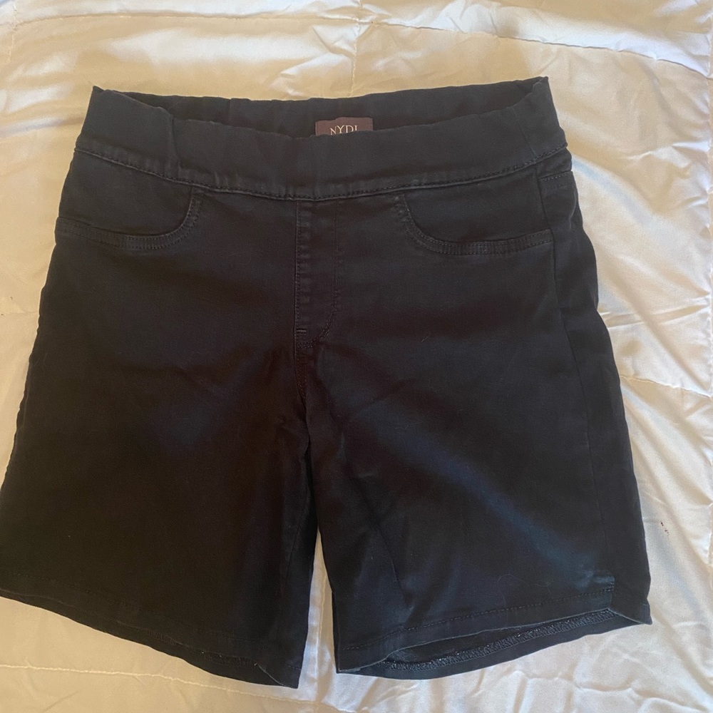 NYDJ Black denim Pelón shorts size 2